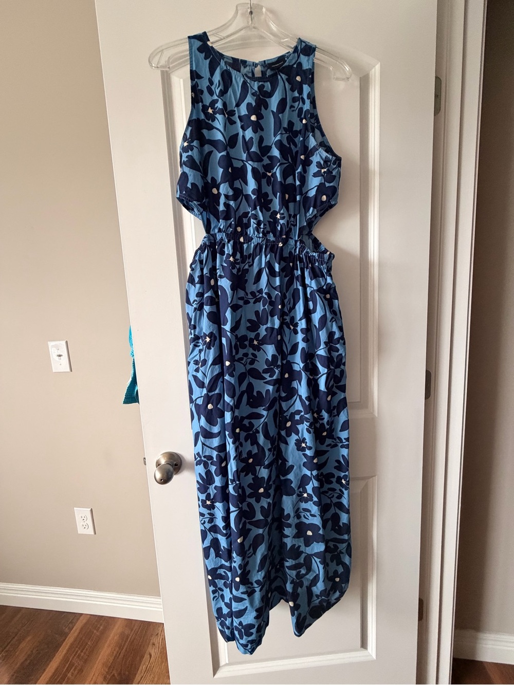 Who What Wear Blue Floral Cutout Maxi Dress